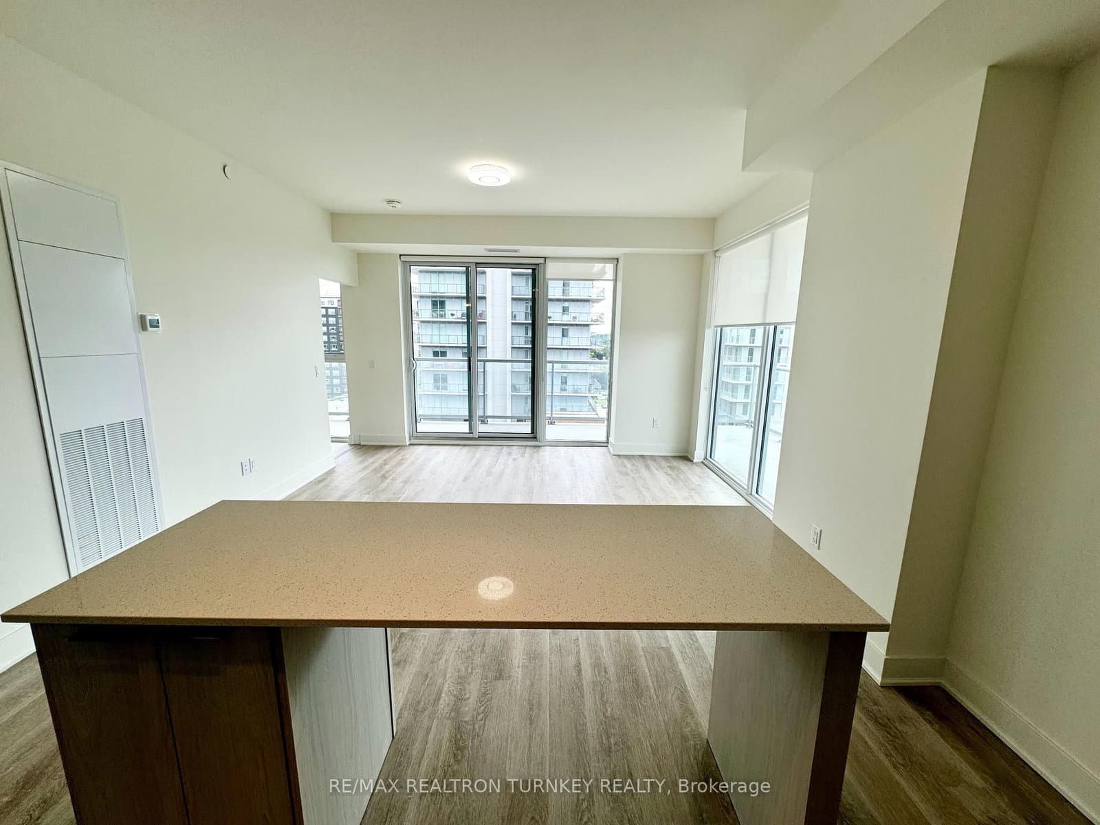 185 Deerfield Road, Unit 903 - Image 4