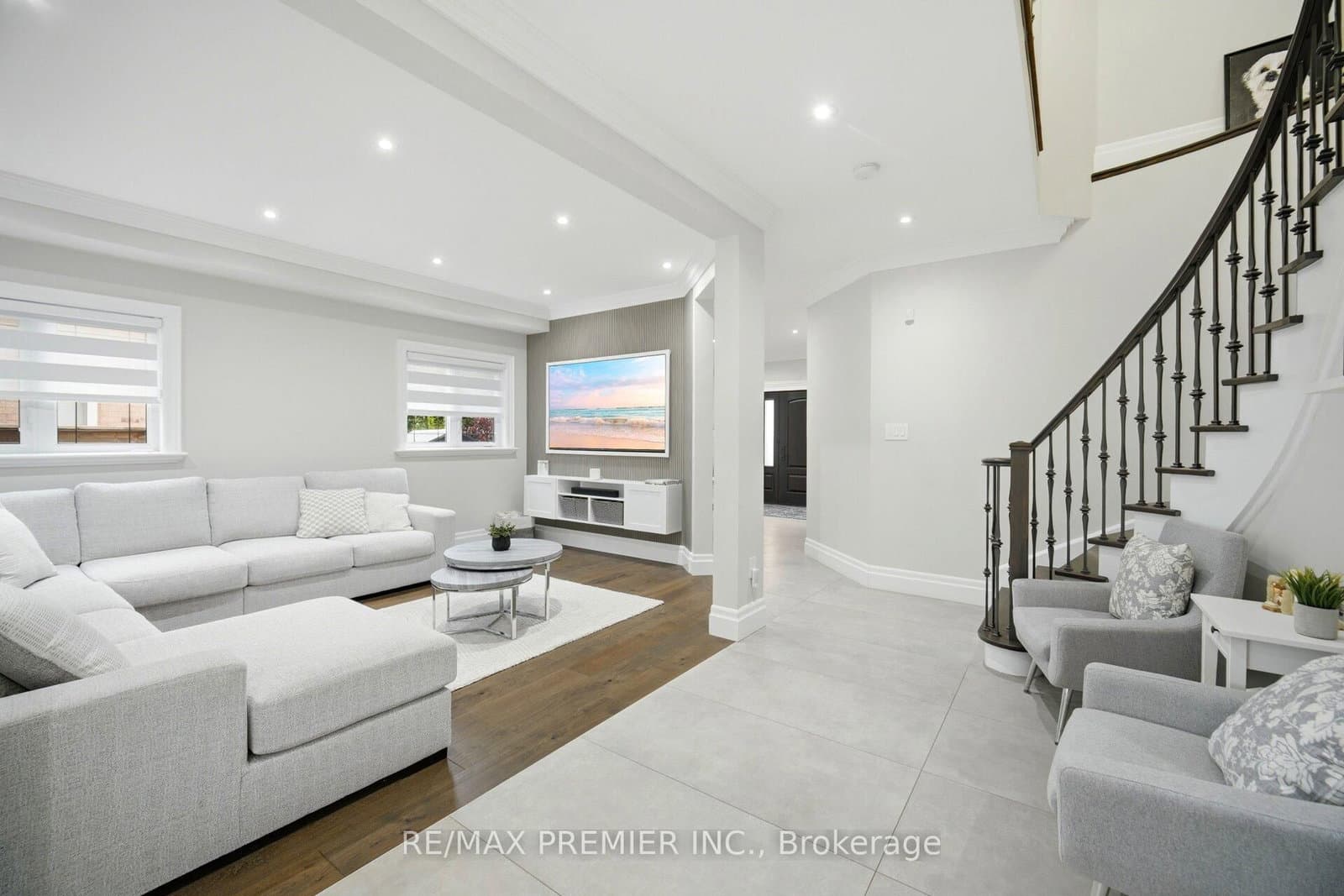 25 Andrew Hill Drive, Unit Main & Second Floor - Image 5