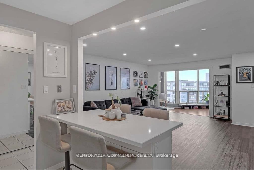 309 Major Mackenzie Drive, Unit 1014 - Image 2