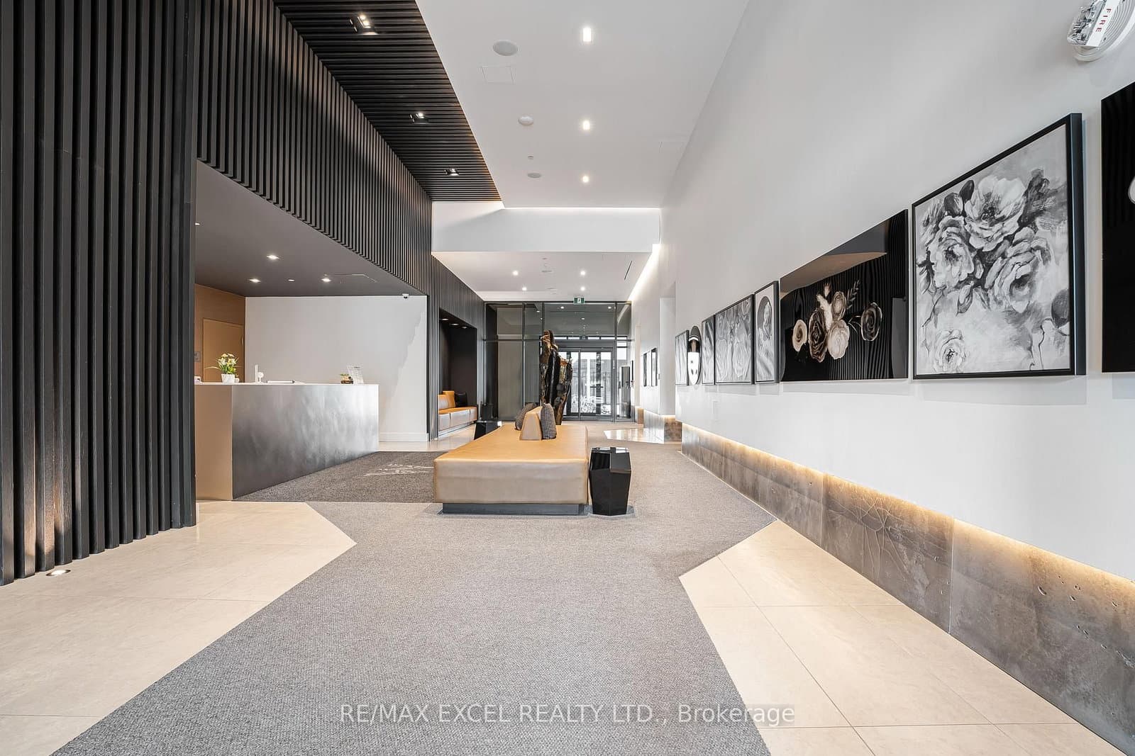 8868 Yonge Street, Unit 1801 - Image 2