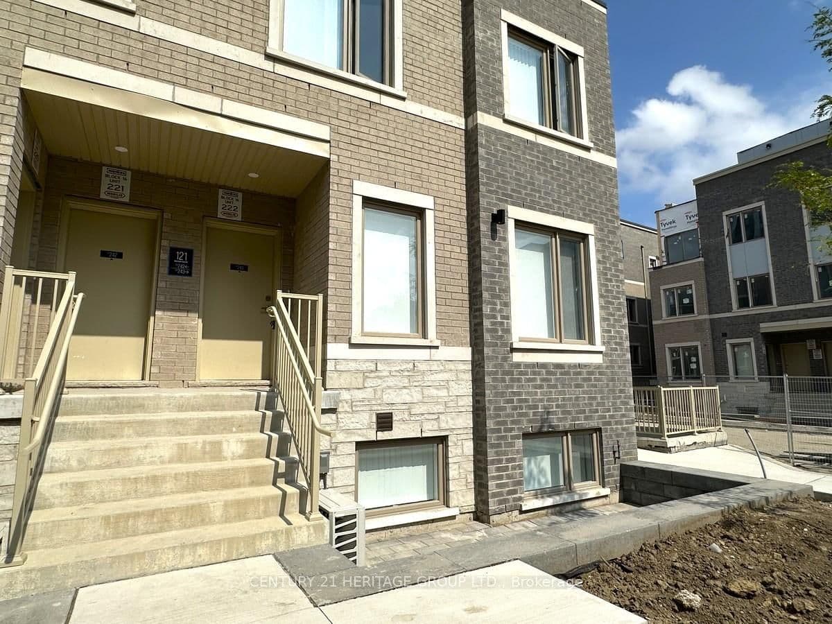 121 Honeycrisp Crescent, Unit TH243 - Image 3