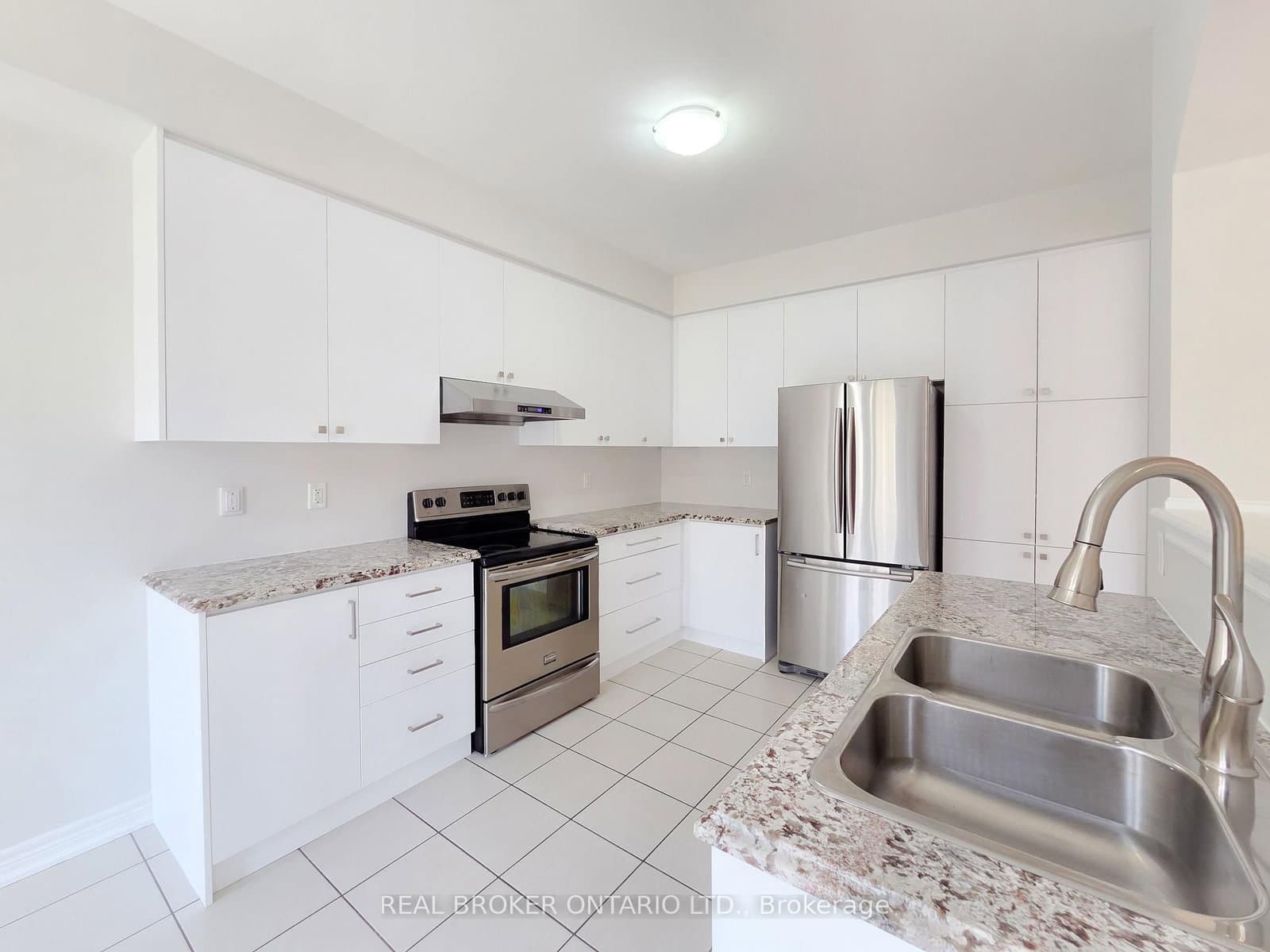 25 Vinod Road - Image 3