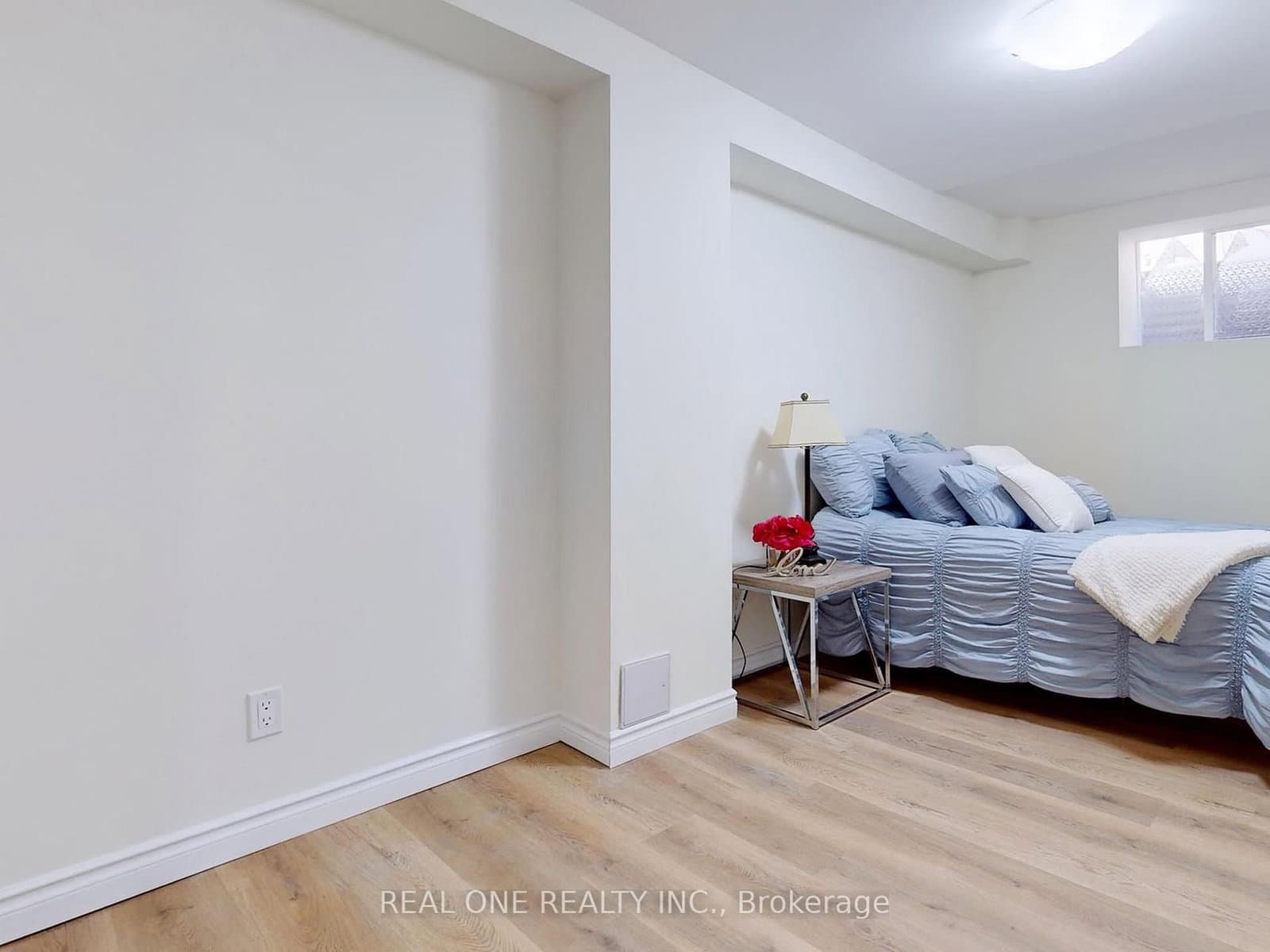 47 Lowe Boulevard - Image 6