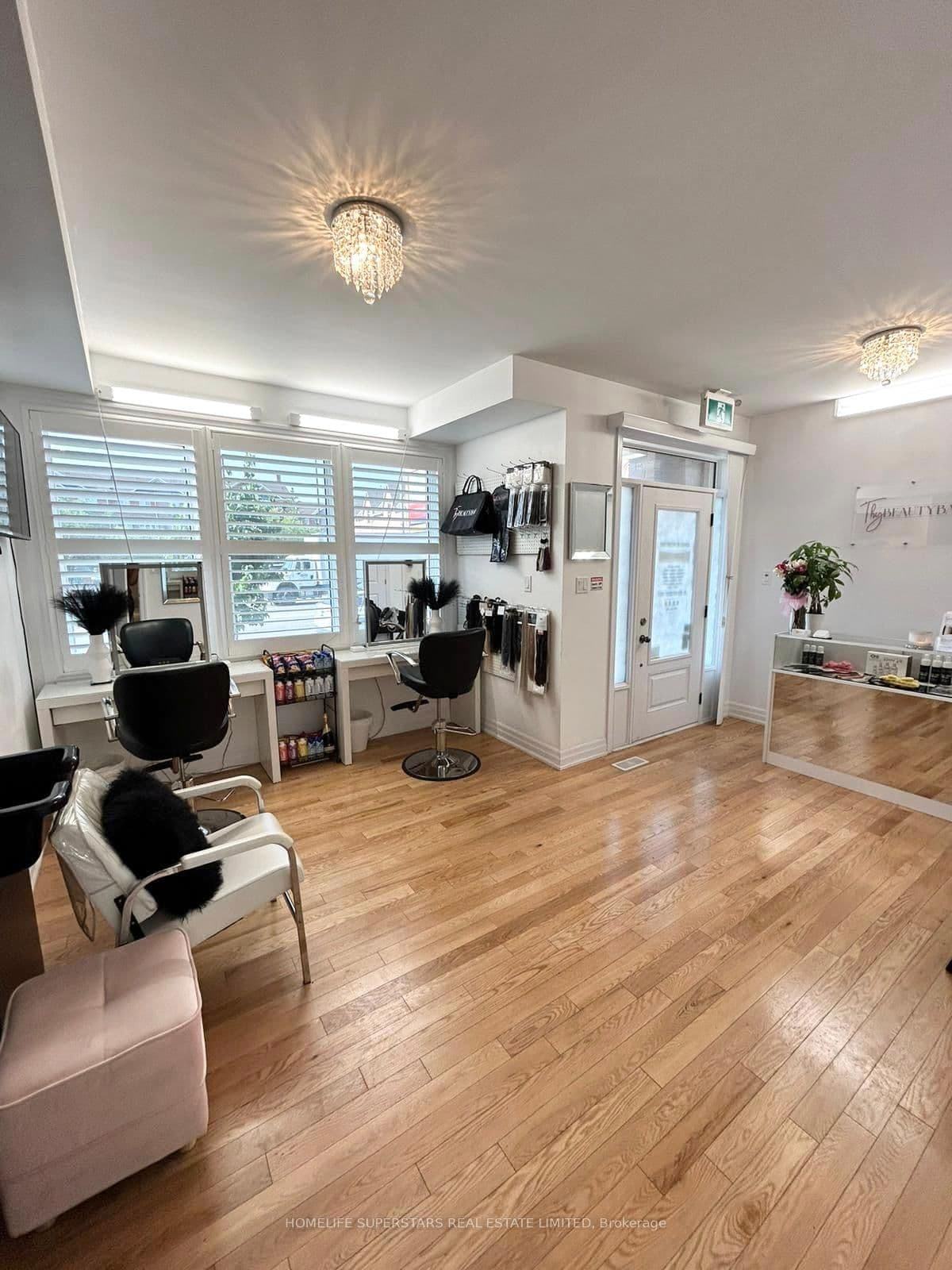 2271 Major Mackenzie Drive - Image 3