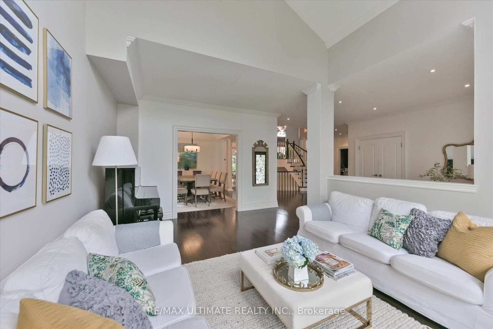 123 Village Green Drive - Image 6