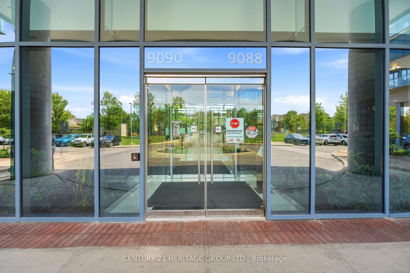 9090 Yonge Street, Unit 1106B - Image 3