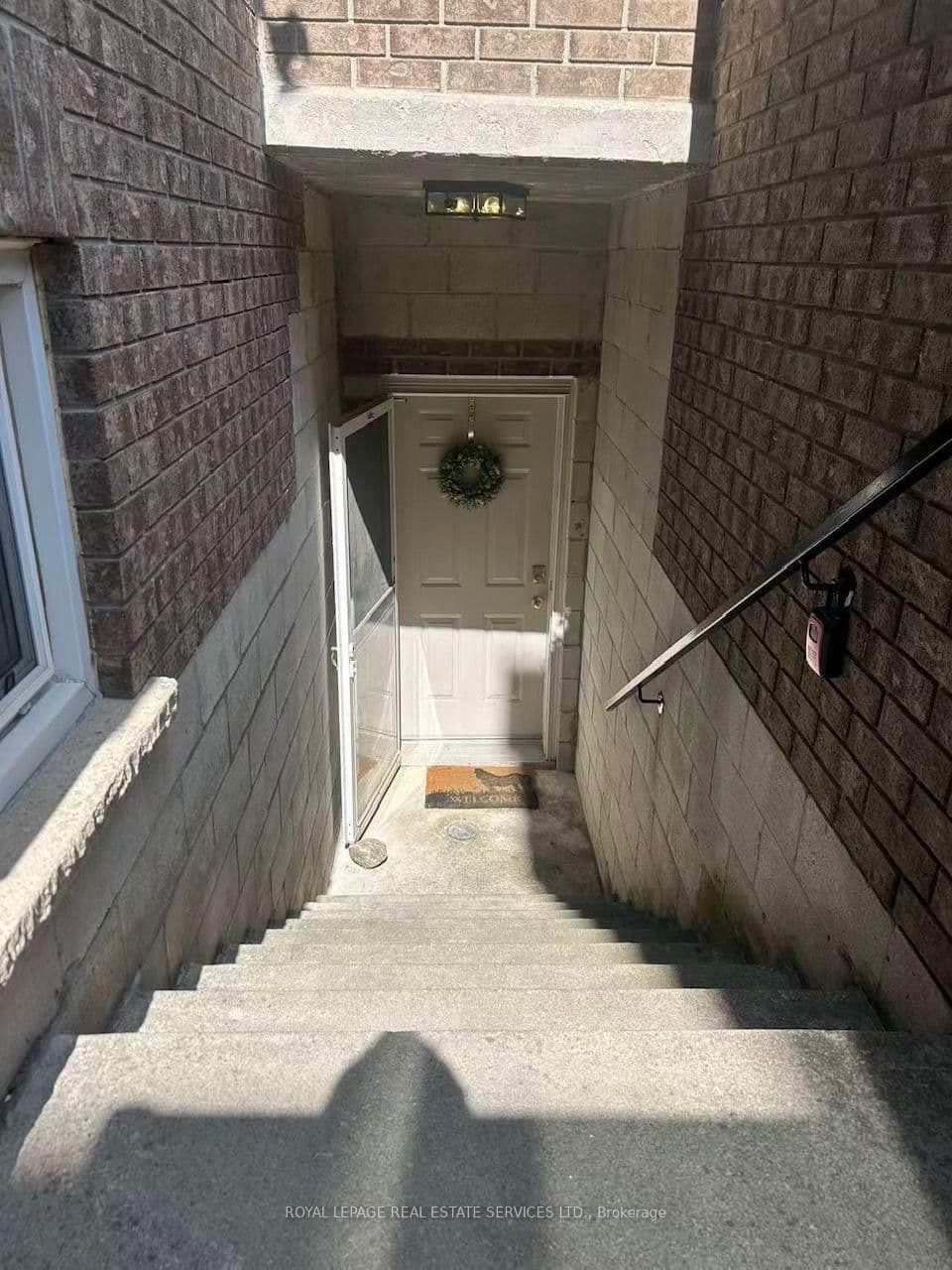 71 Stockdale Crescent - Image 3