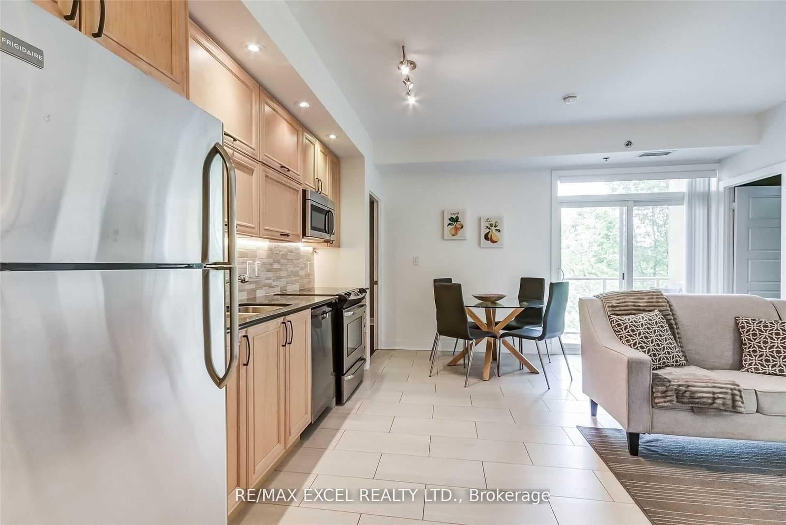 28 Prince Regent Street, Unit 241 - Image 4