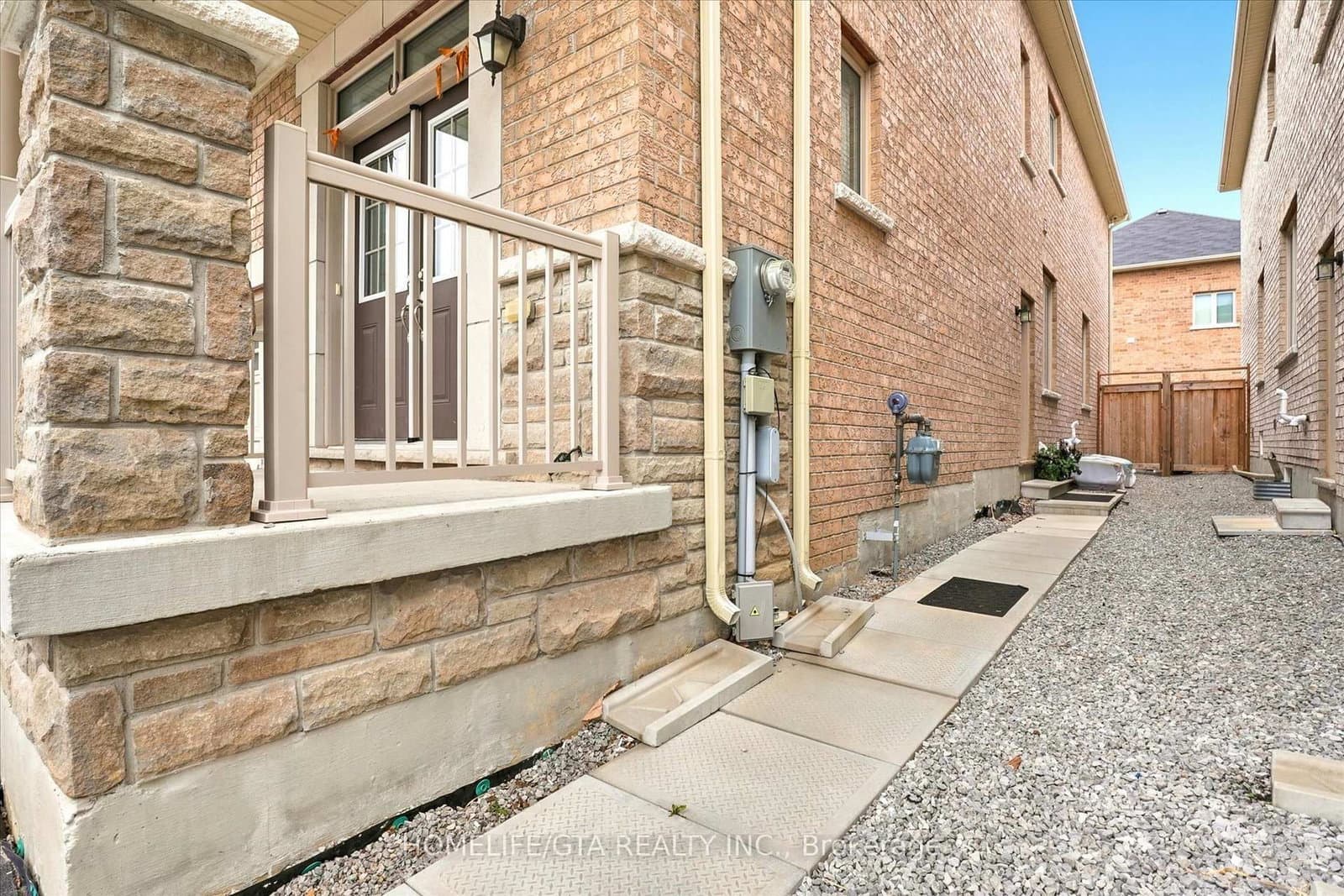 4 Mohandas Drive, Unit Basement - Image 4