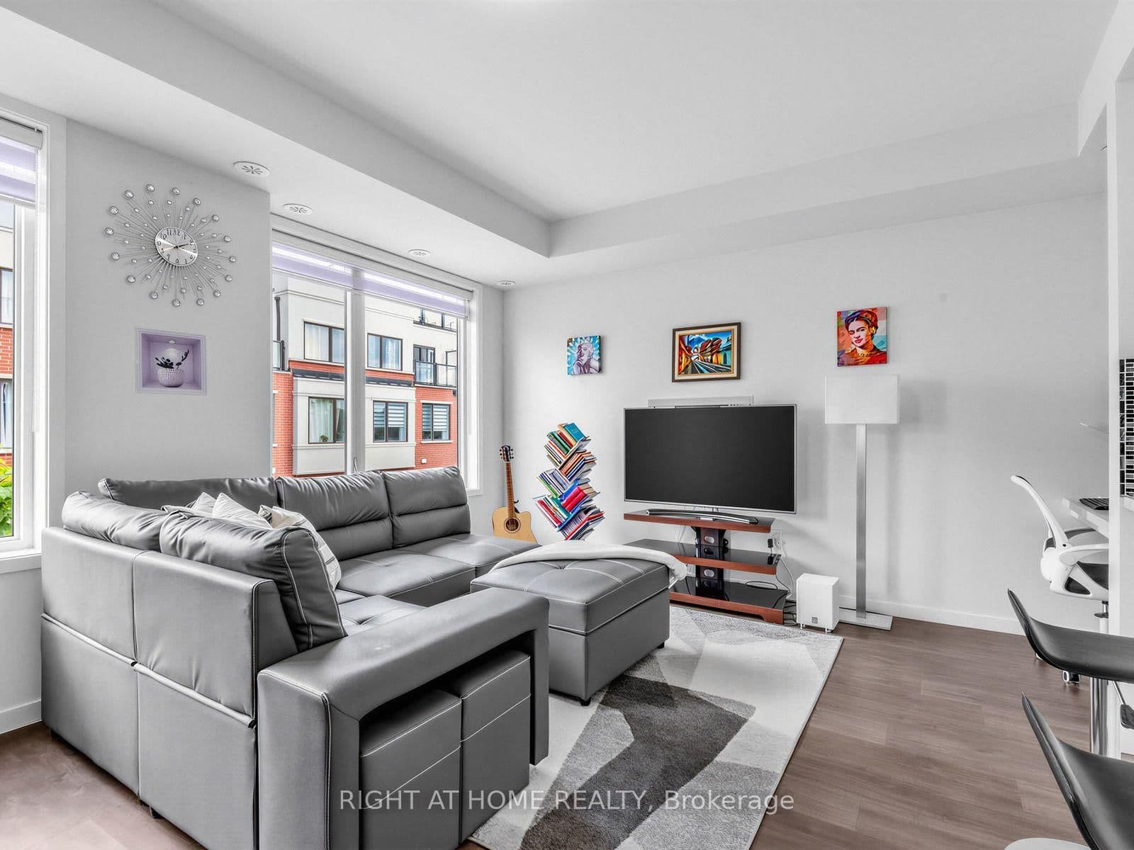 400 Alex Gardner Circle, Unit 86 - Image 2