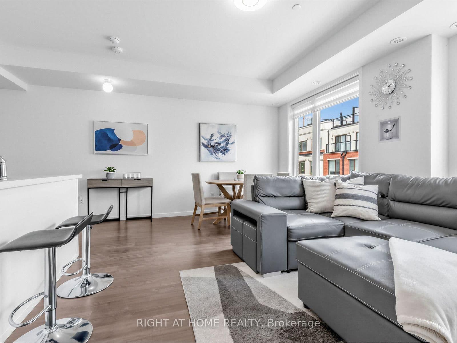400 Alex Gardner Circle, Unit 86 - Image 4