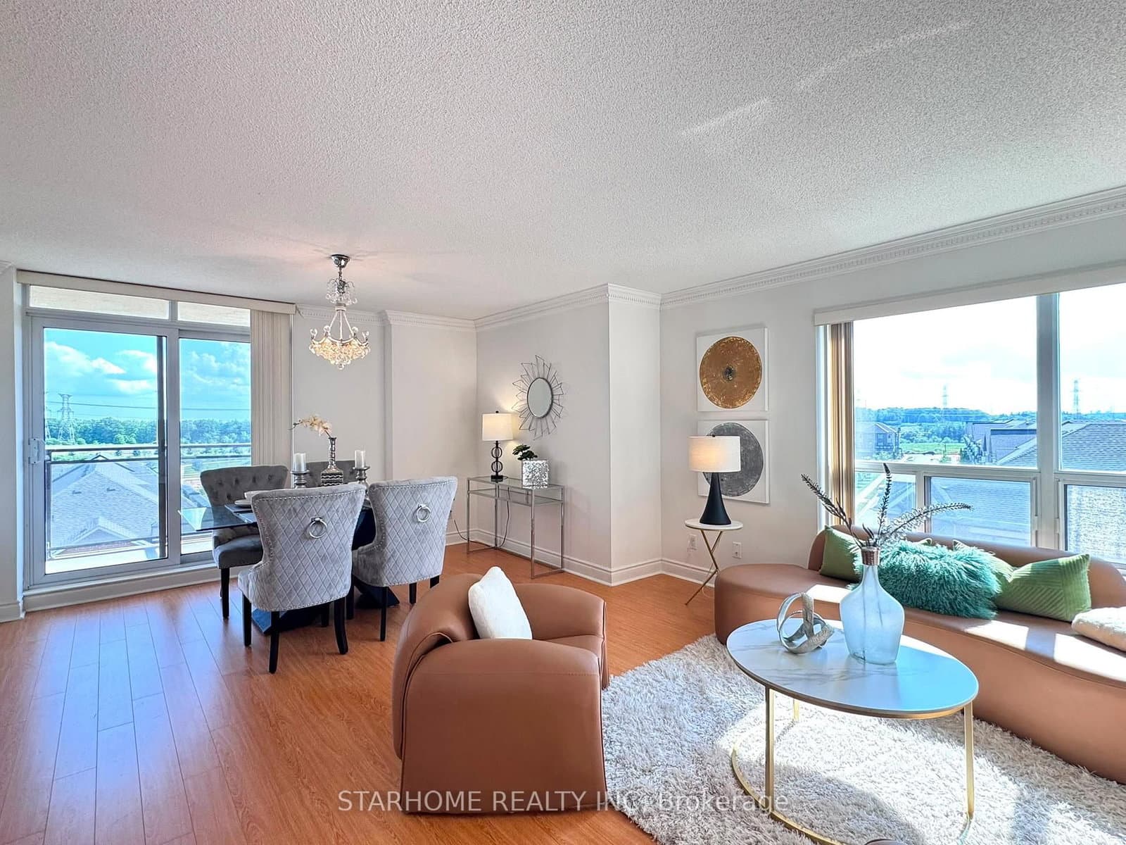 #605 - 51 Saddlecreek Drive