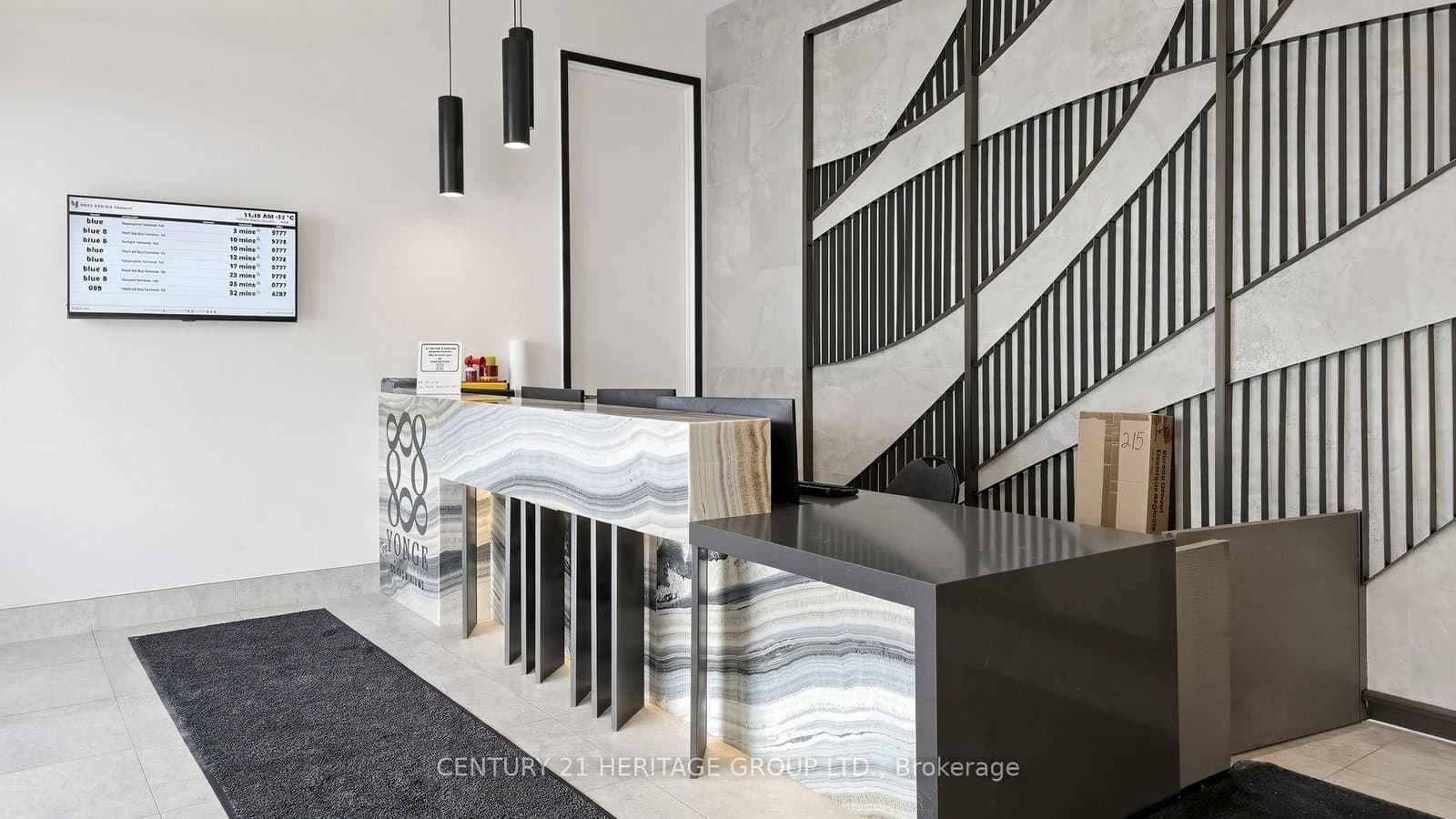 8888 Yonge Street, Unit 622 - Image 4