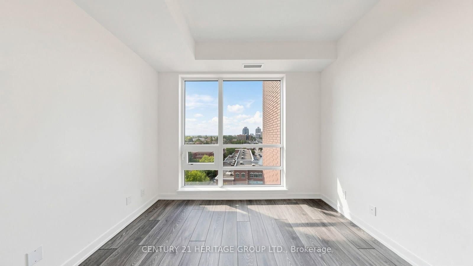 8888 Yonge Street, Unit 622 - Image 5