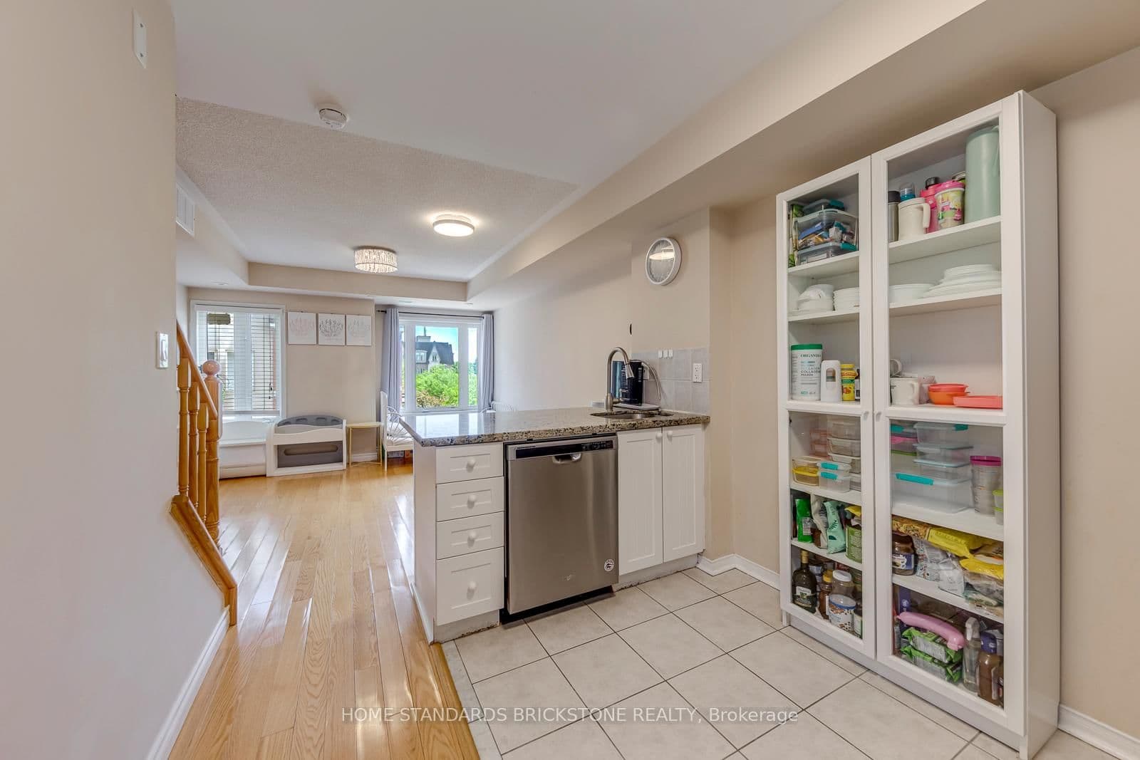306 John Street, Unit 291 - Image 1