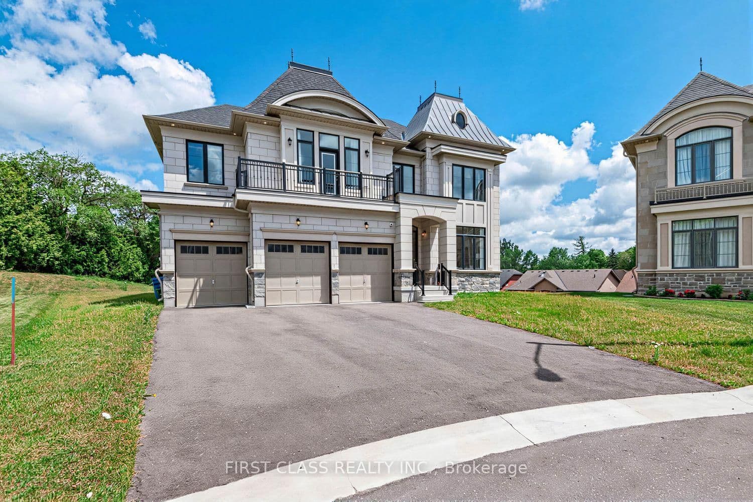 15 Kenneth Campbell Court - Image 1