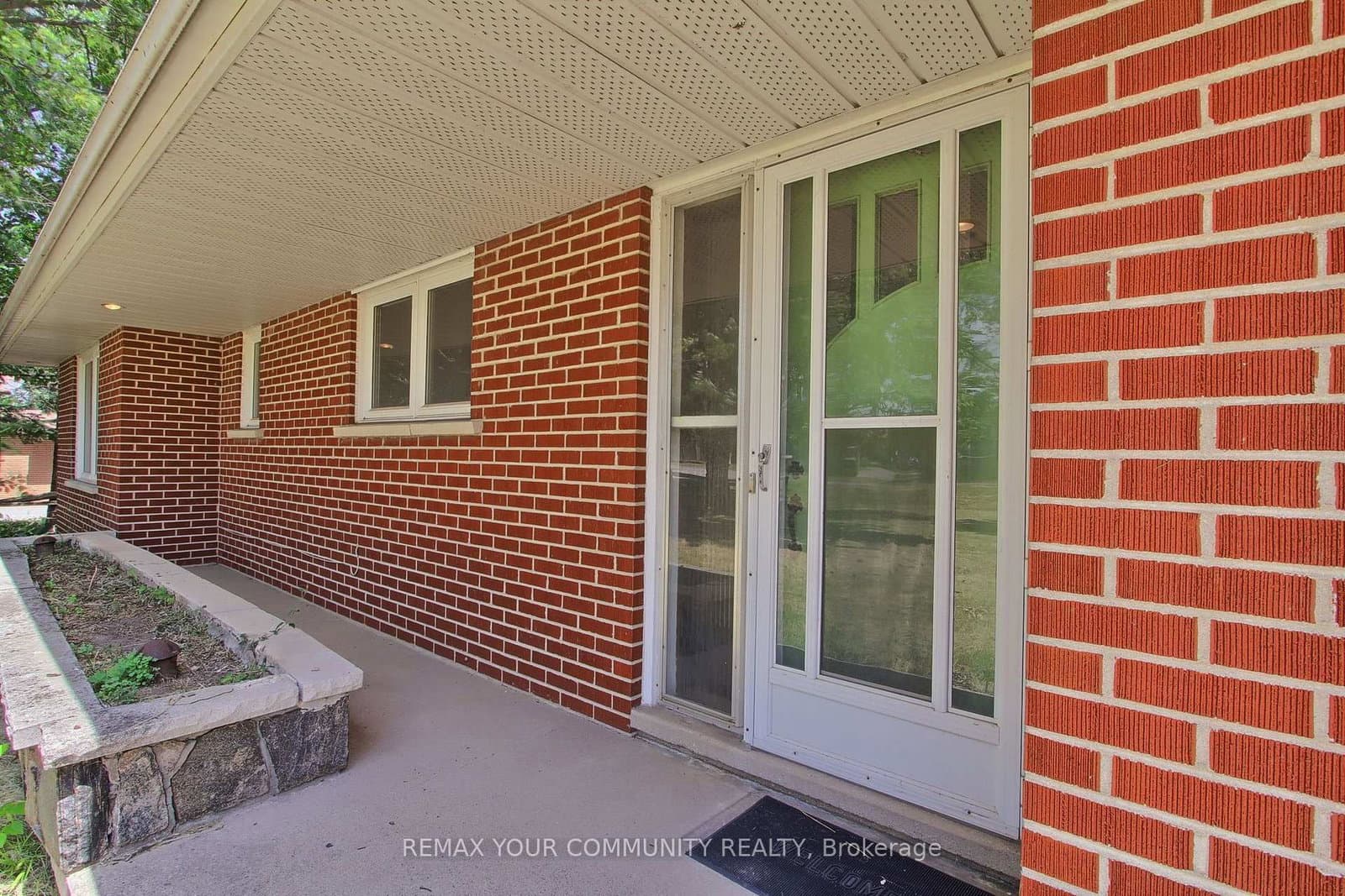 9947 Woodbine Avenue - Image 6