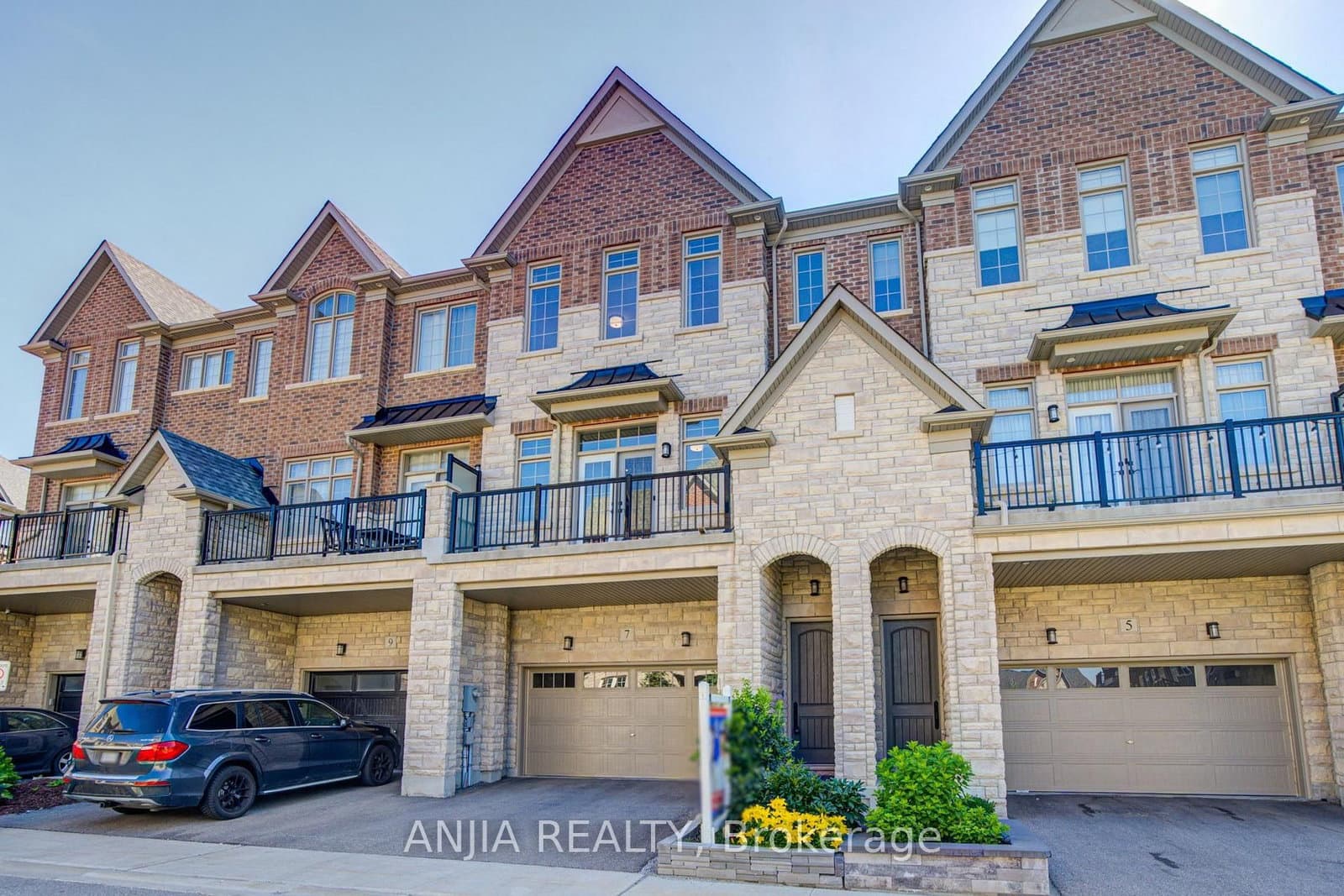 7 Beaufort Way - Image 3