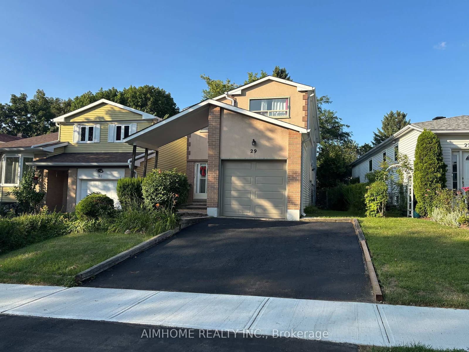 29 Snowshoe Crescent - Image 2