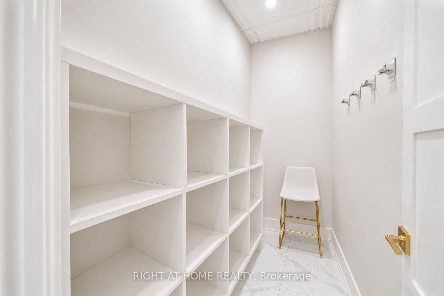 7730 Kipling Avenue, Unit 3 - Image 6