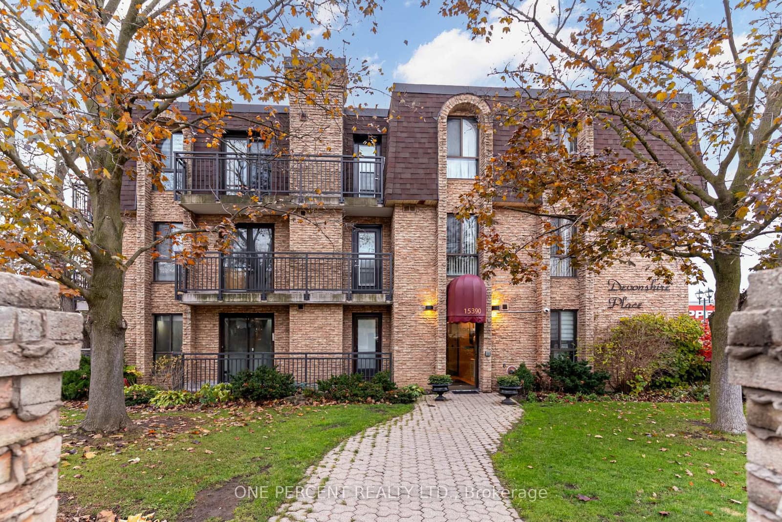 15390 Yonge Street, Unit 406 - Image 3