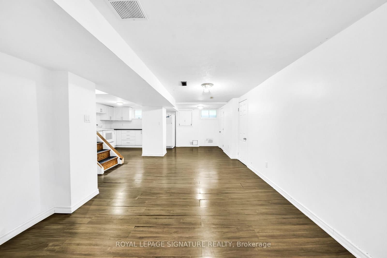 43 Parkside Drive, Unit Basement - Image 4