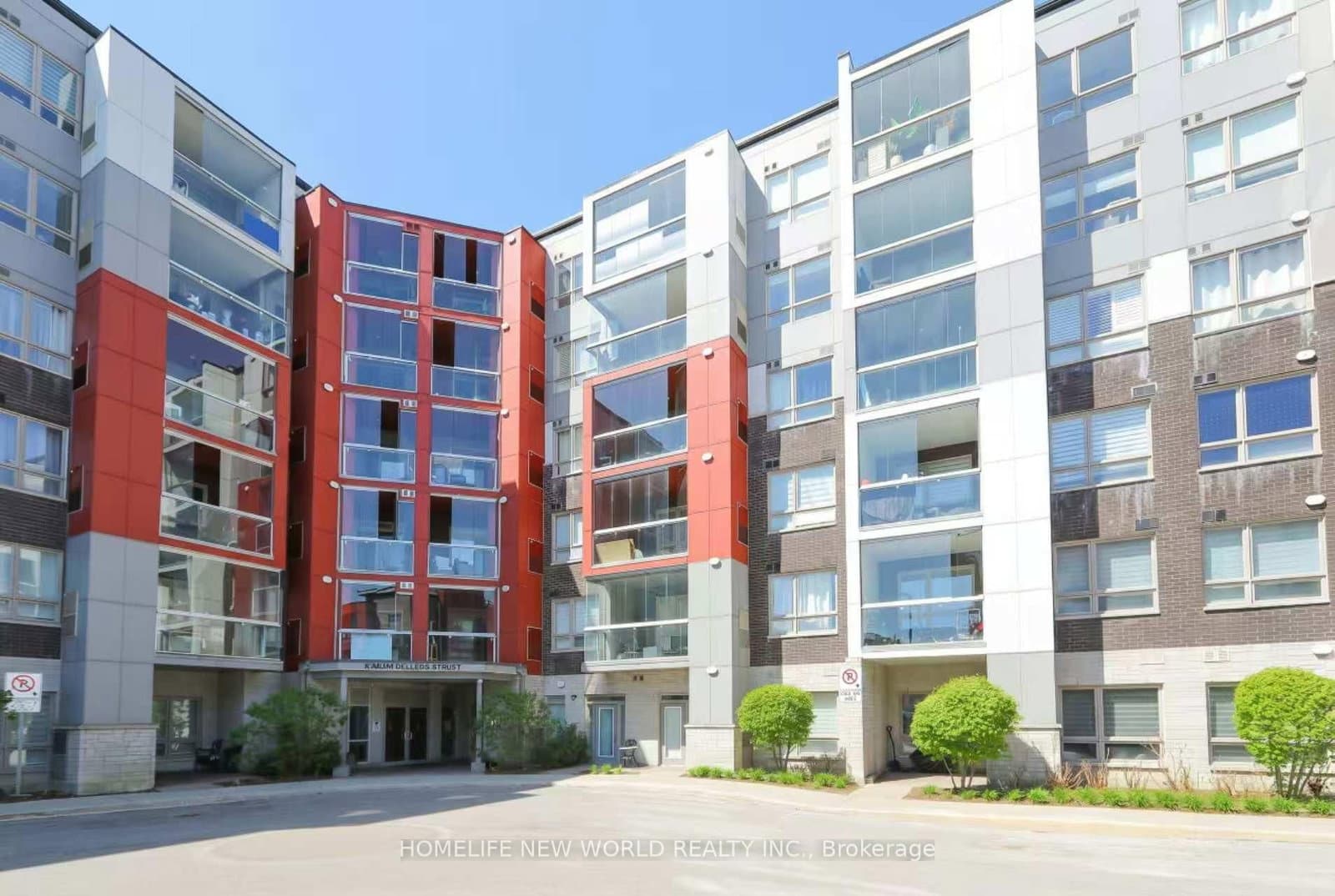 #405 - 2 Adam Sellers Street