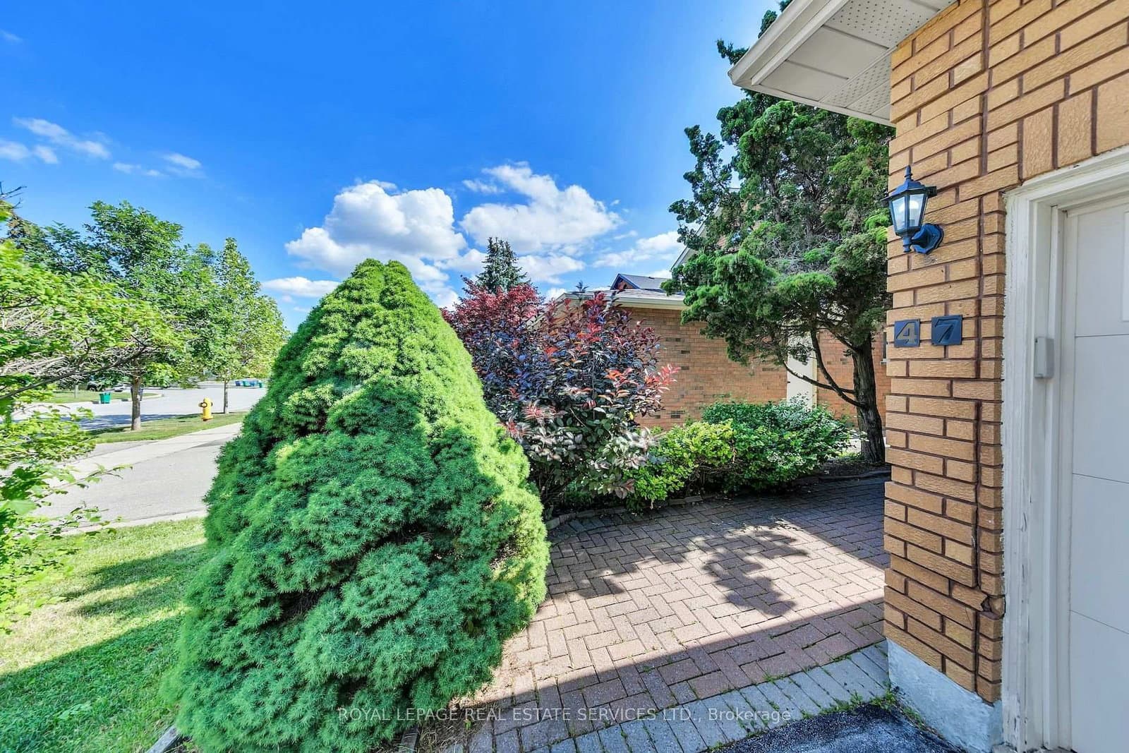47 Velvet Crescent - Image 5