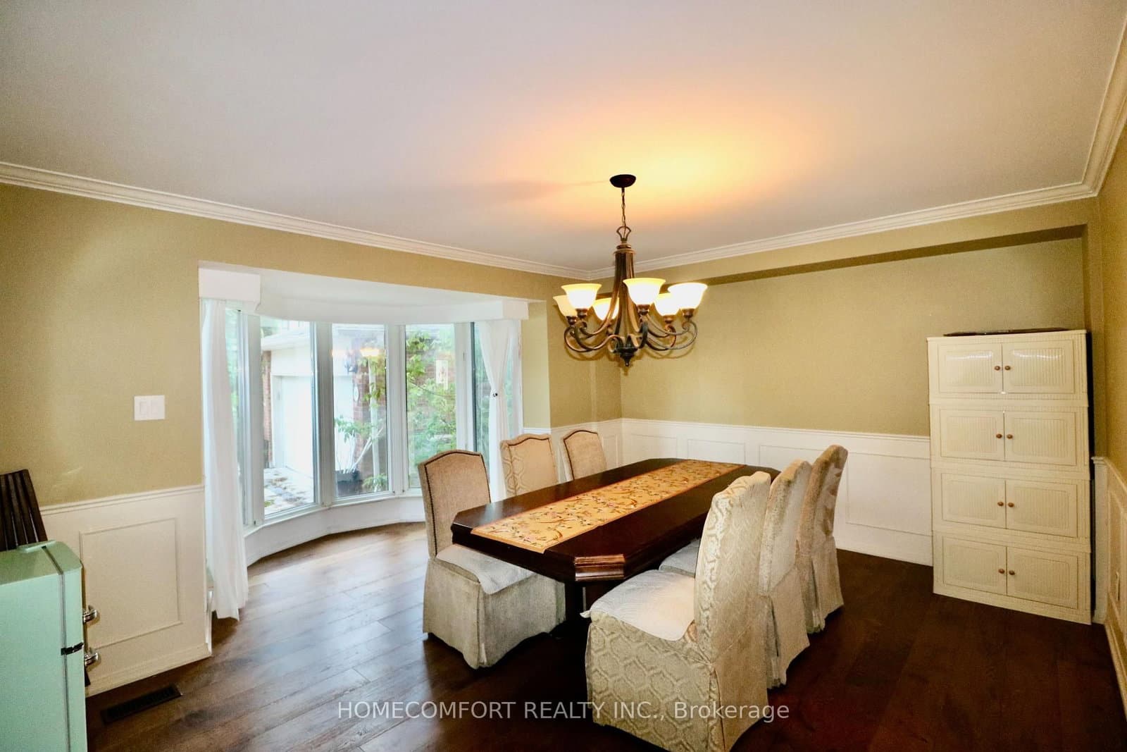 12 Banbury Court - Image 4