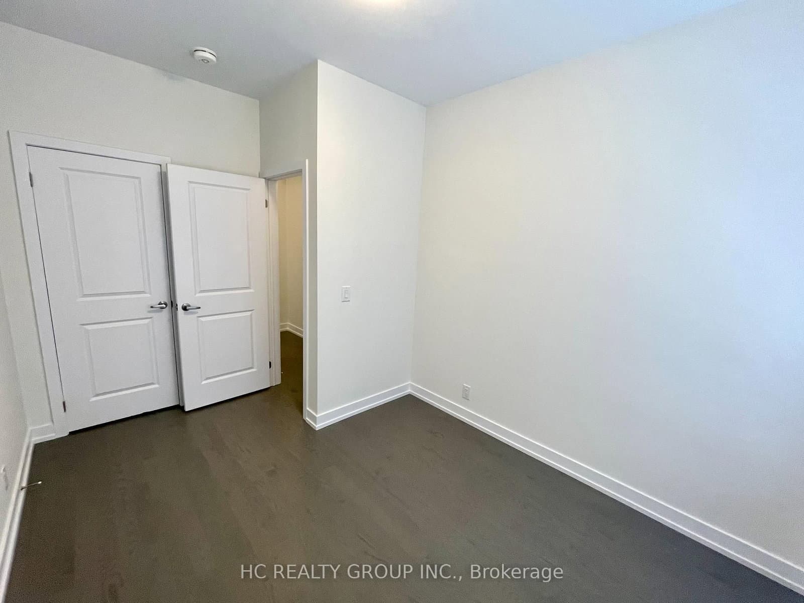 24 Guardhouse Crescent - Image 5
