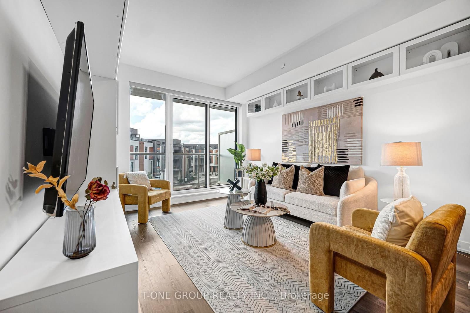 6 David Eyer Road, Unit 313 - Image 5