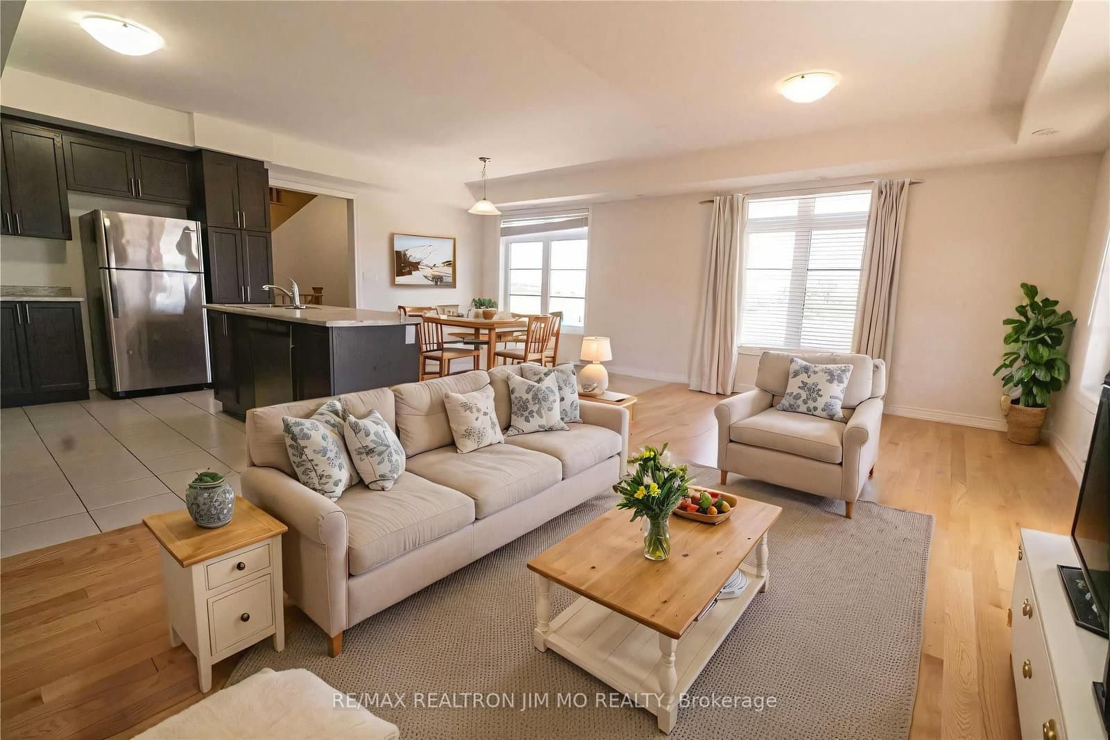 22 John Rudkin Lane - Image 4