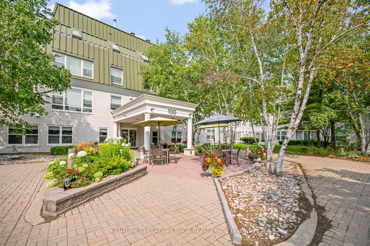 100 Anna Russell Way, Unit PH2 - Image 2