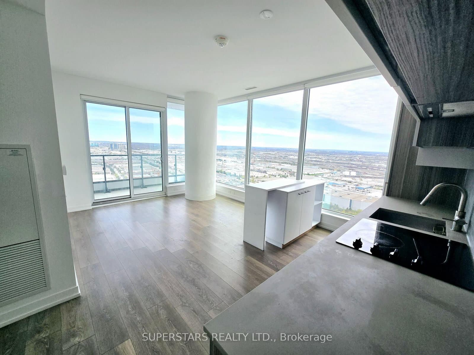 898 Portage Parkway, Unit 5002 - Image 4