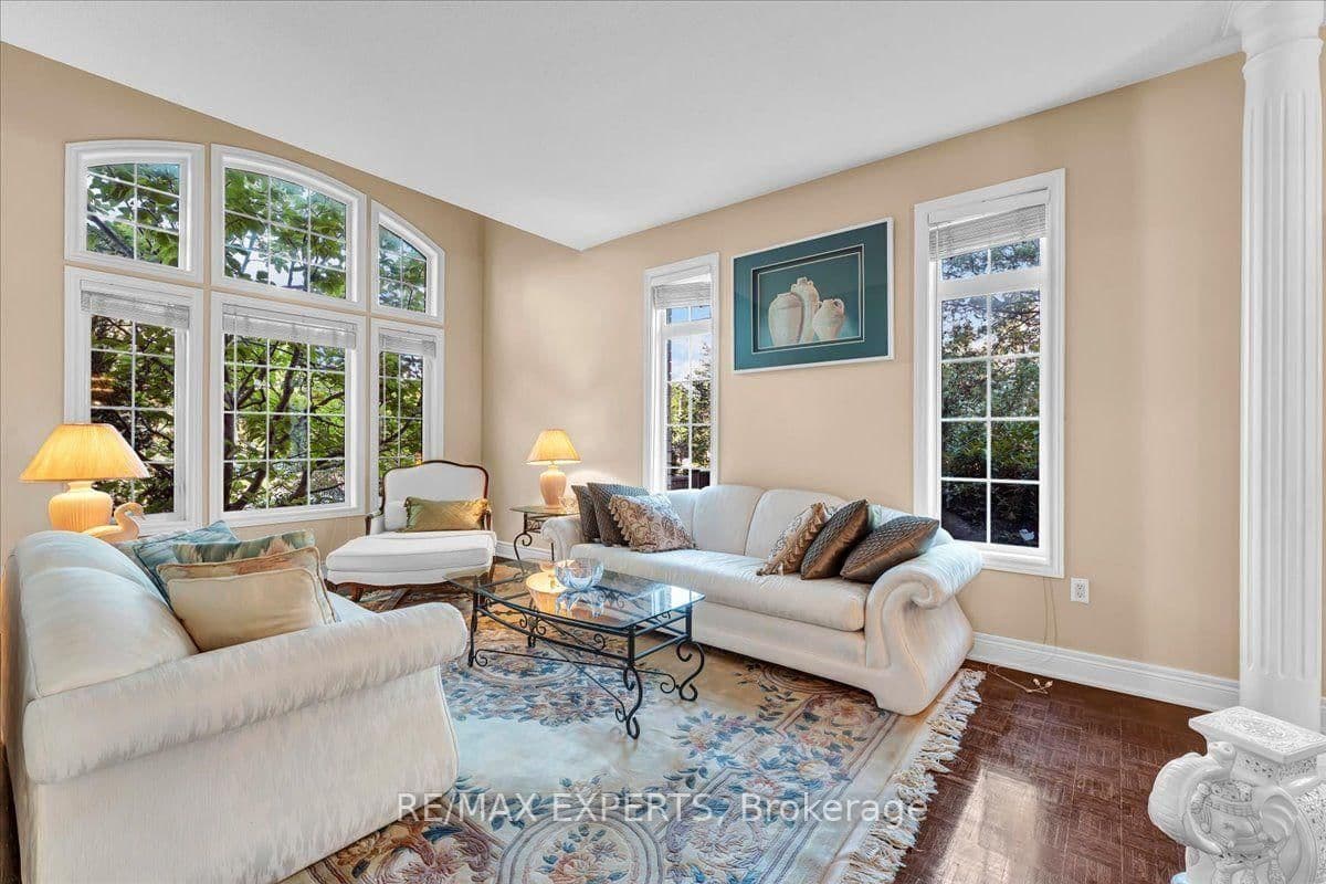 110 Velmar Drive - Image 6
