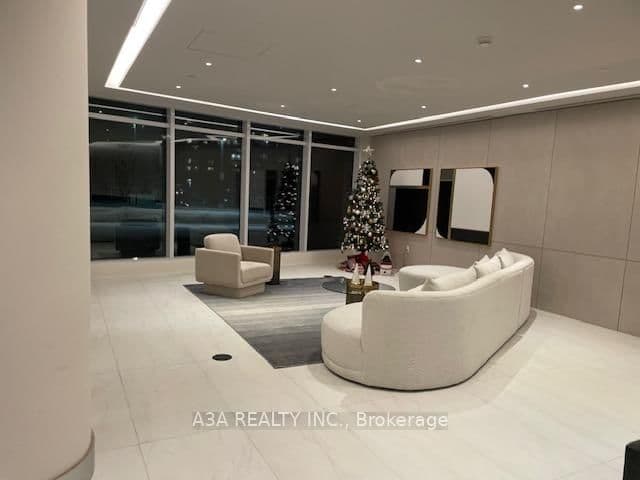 50 Upper Mall Way, Unit PH-02 - Image 5