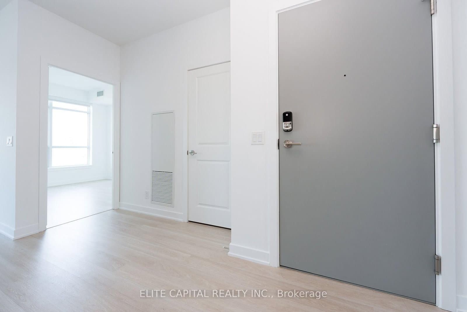 50 Upper Mall Way, Unit 428 - Image 2