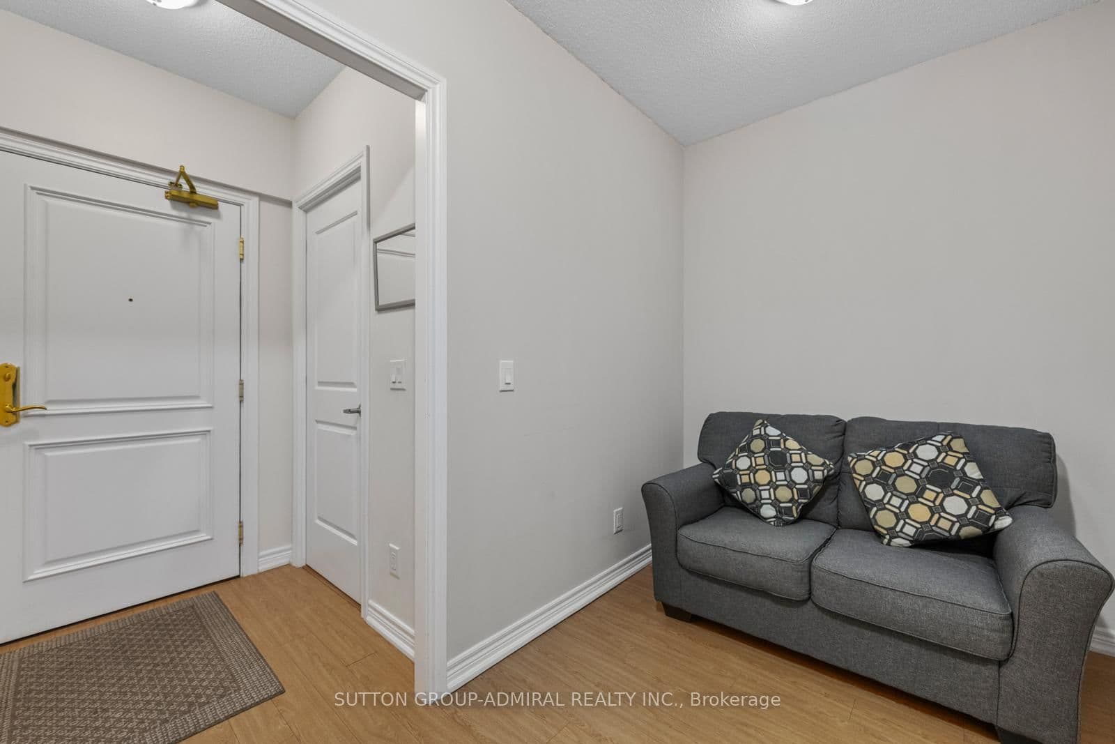 9255 Jane Street, Unit 215 - Image 3