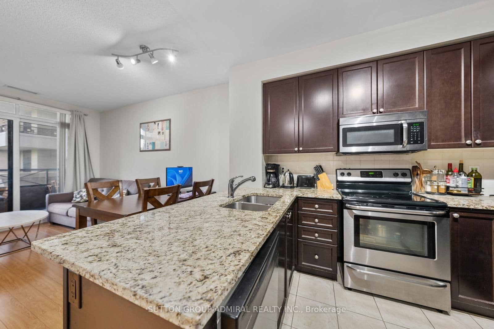 9255 Jane Street, Unit 215 - Image 5