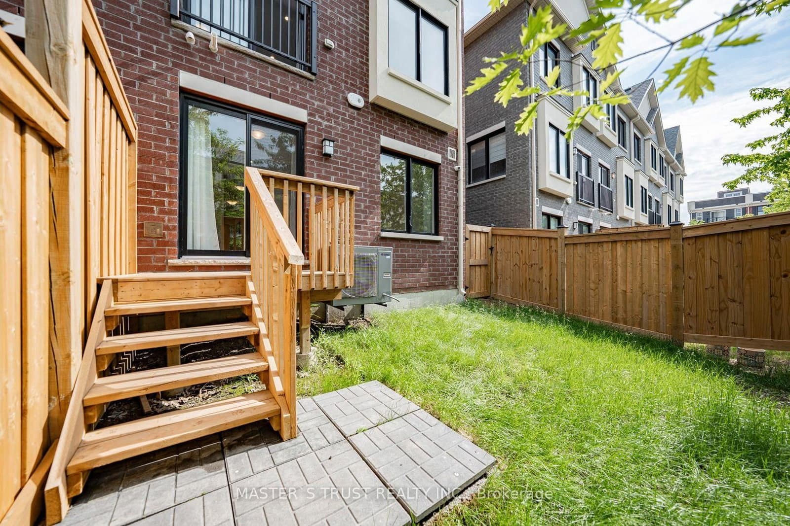 110 Covington Crescent - Image 6