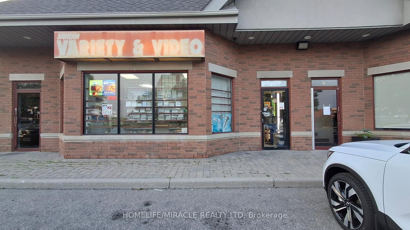 7575 Keele Street, Unit 4 - Image 1