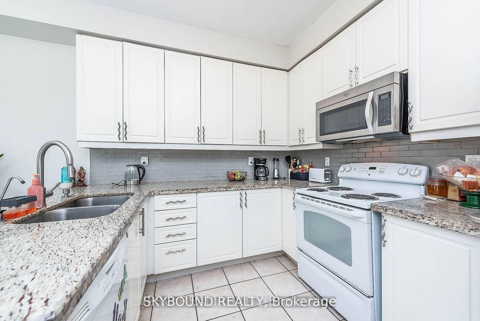 66 Skylark Drive - Image 6