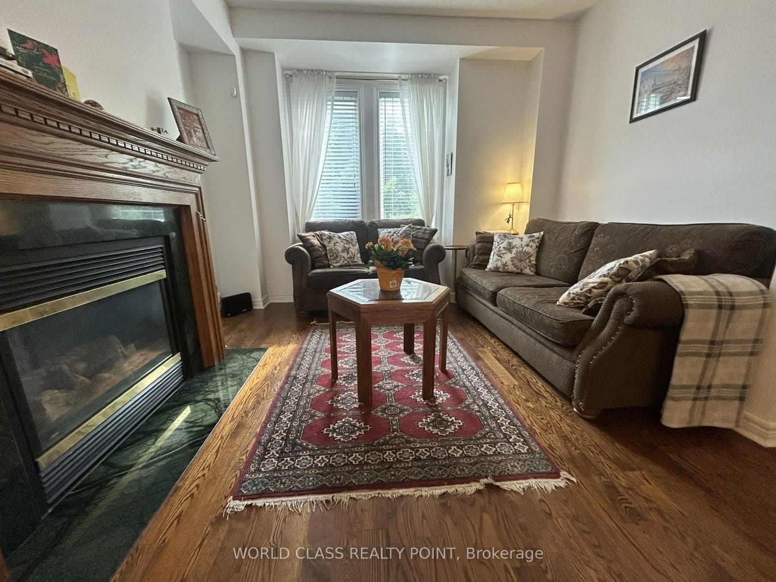 7 Carnation Road - Image 2