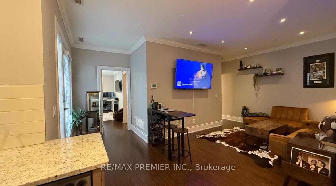 10360 Islington Avenue, Unit 212 - Image 4