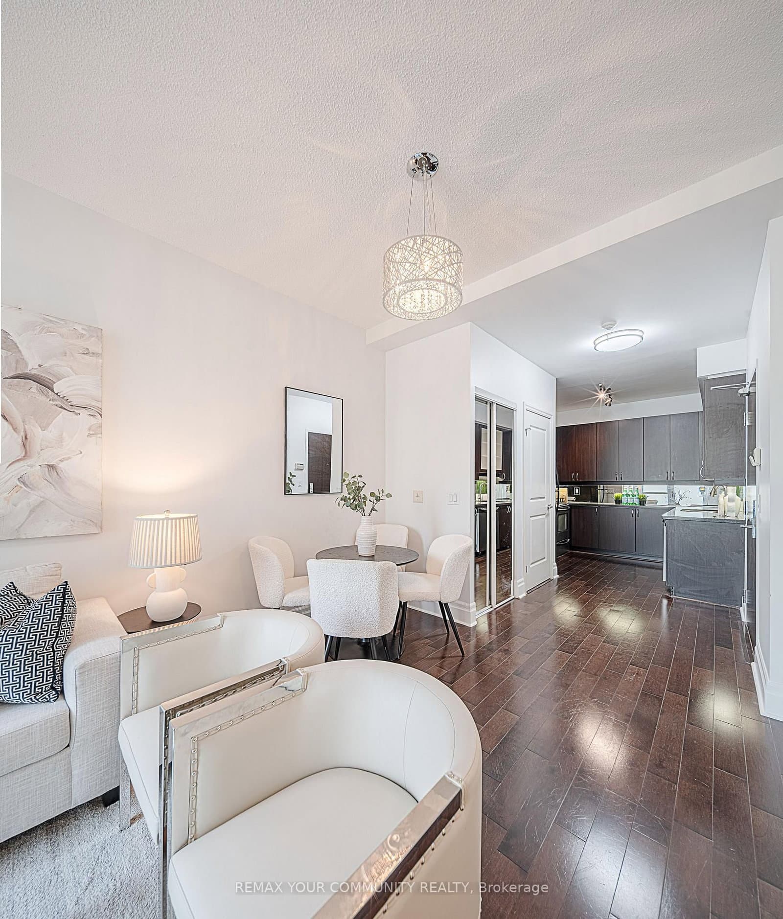 39 Upper Duke Crescent, Unit 102 - Image 3