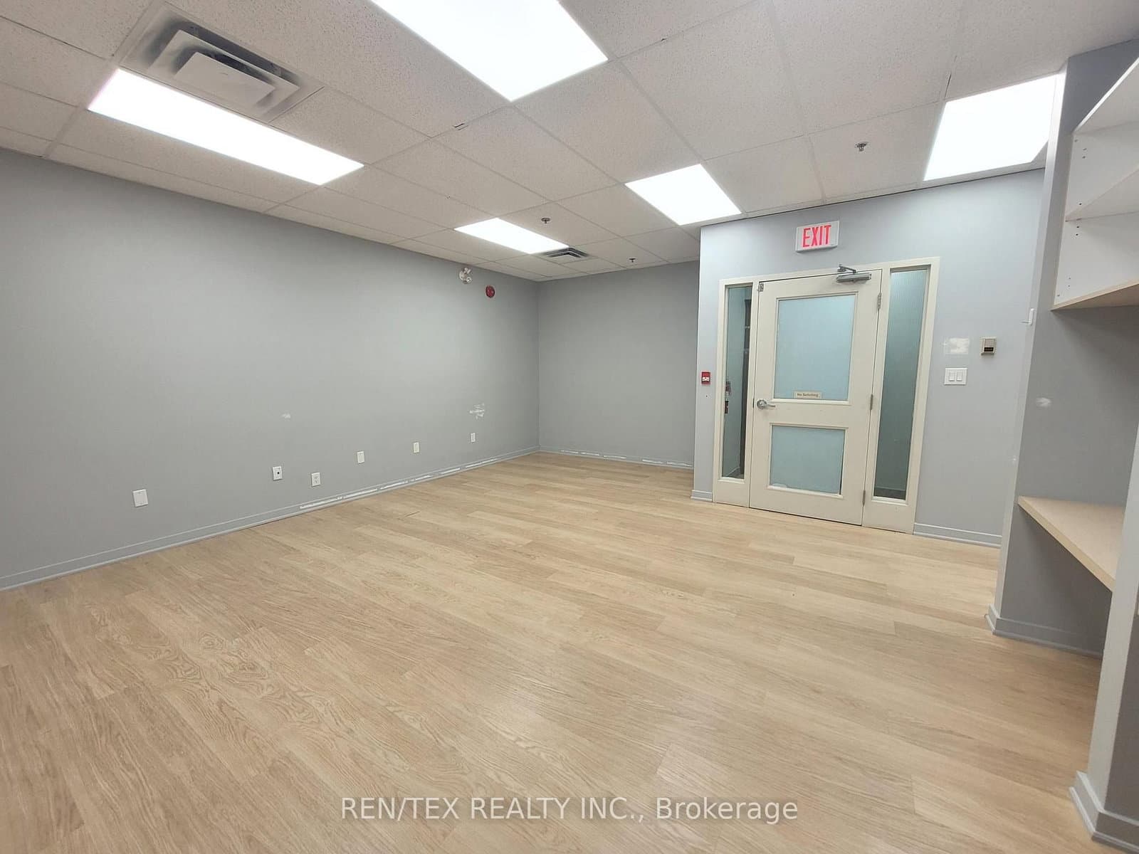 9565 Weston Road, Unit L02 - Image 4