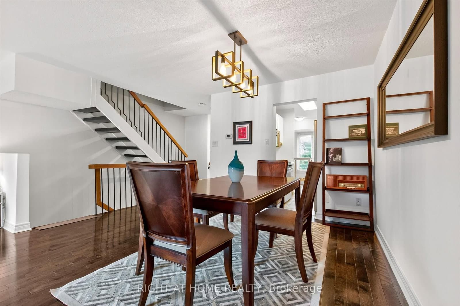 186 Woodbridge Avenue, Unit 45 - Image 4
