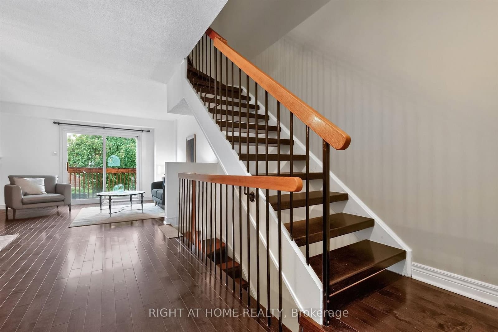 186 Woodbridge Avenue, Unit 45 - Image 6
