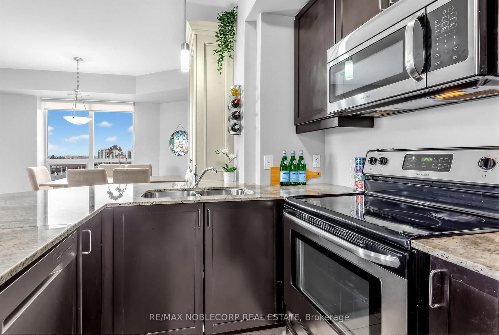 7730 Kipling Avenue, Unit 610 - Image 4