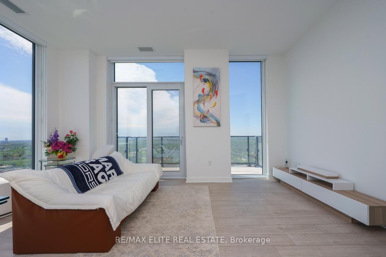 105 Oneida Crescent, Unit PH 10 - Image 3